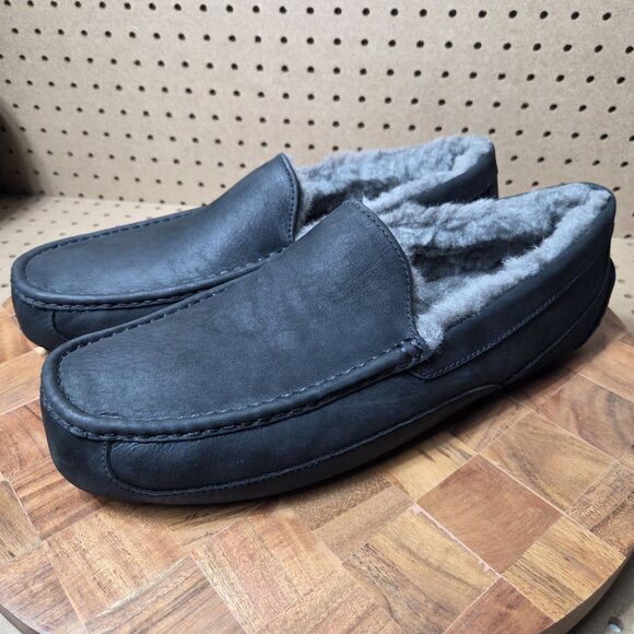 UGG ASCOT BLACK LEATHER SHEARLING LINED MOCCASIN SHOE US 17/ EU 51/ UK 16 main image 4